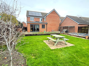 Photo 23- click for photo gallery